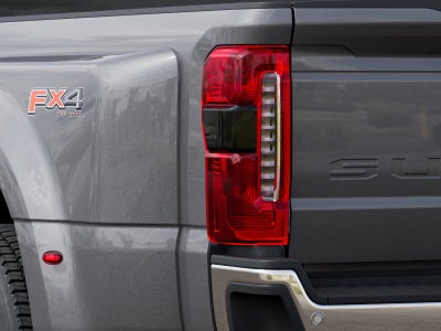 2027 Ford Super Duty F-450® Lariat®