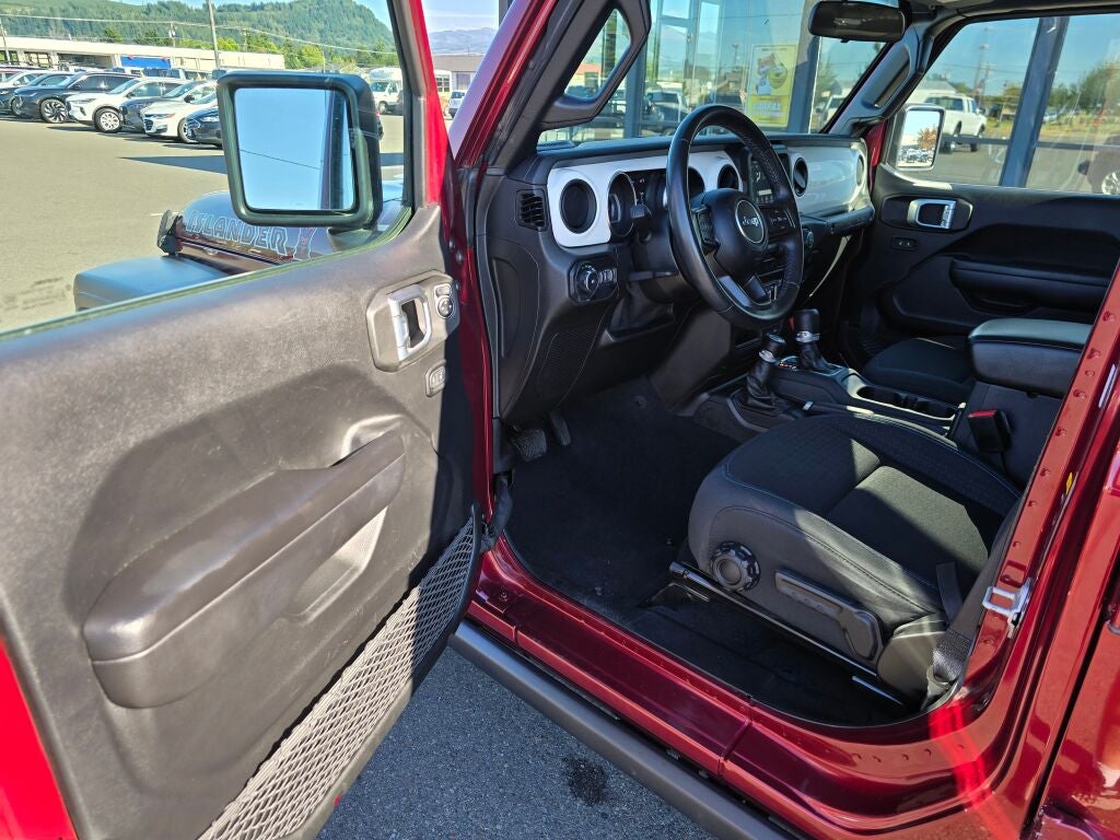 2021 Jeep Wrangler Unlimited Islander
