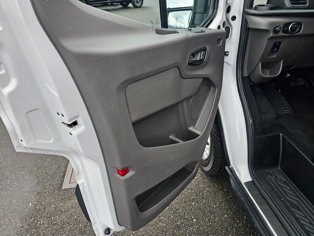 2025 Ford Transit-350 XLT