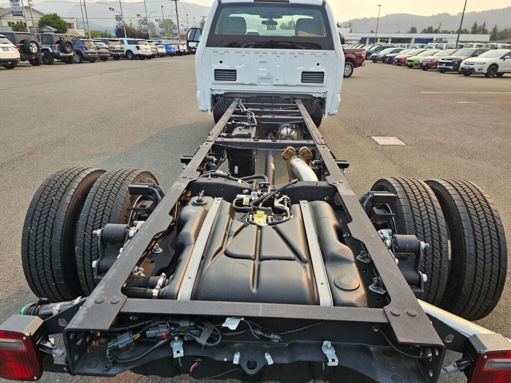 2025 Ford F-450SD XL