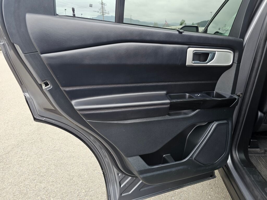 2021 Ford Explorer Platinum