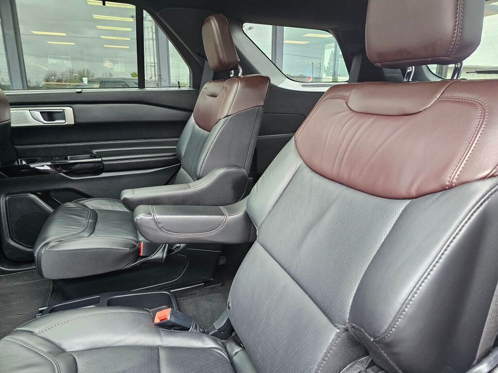 2021 Ford Explorer Platinum