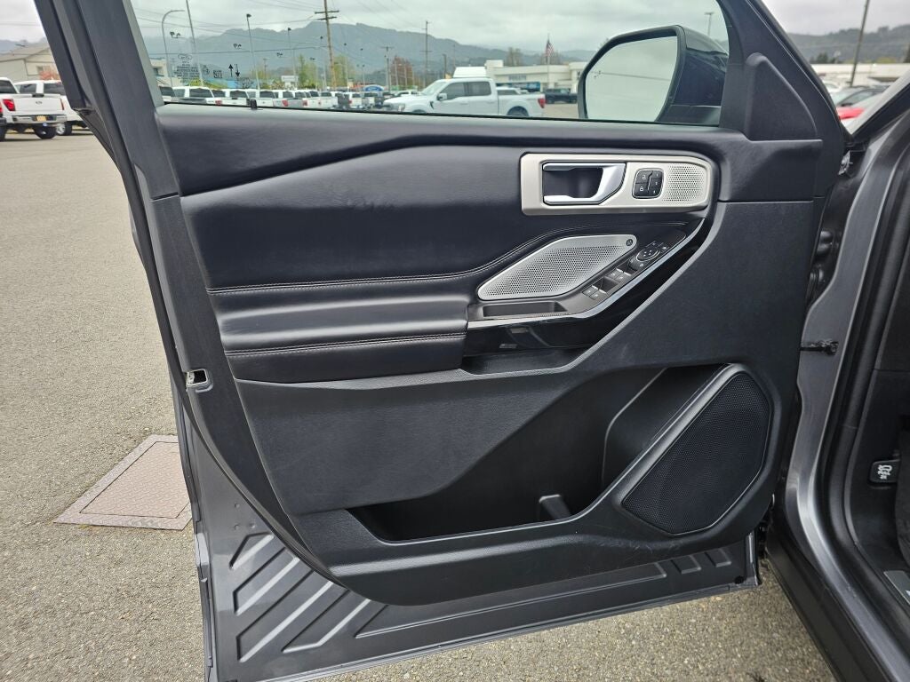 2021 Ford Explorer Platinum