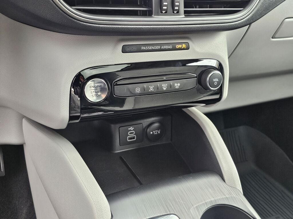 2025 Ford Escape Plug-In Hybrid Base