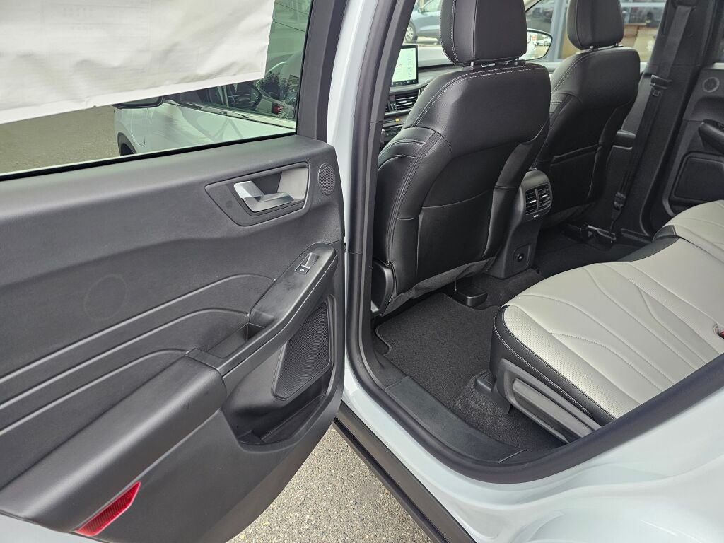 2025 Ford Escape Plug-In Hybrid Base