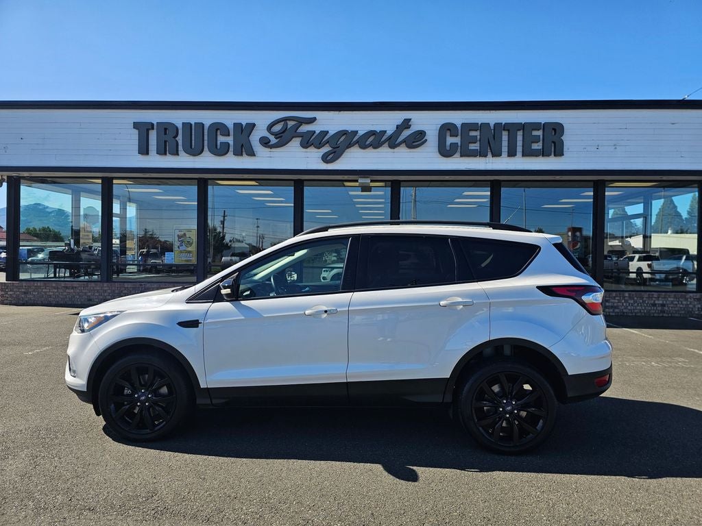 2017 Ford Escape Titanium 4WD's photo
