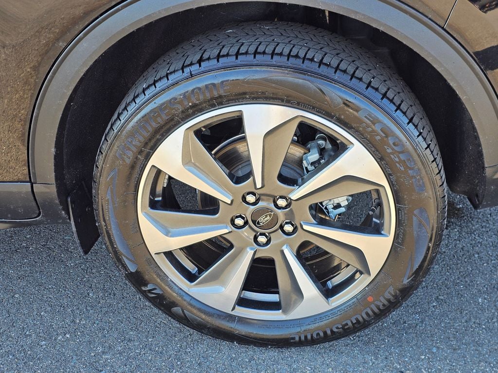 2025 Ford Escape Platinum
