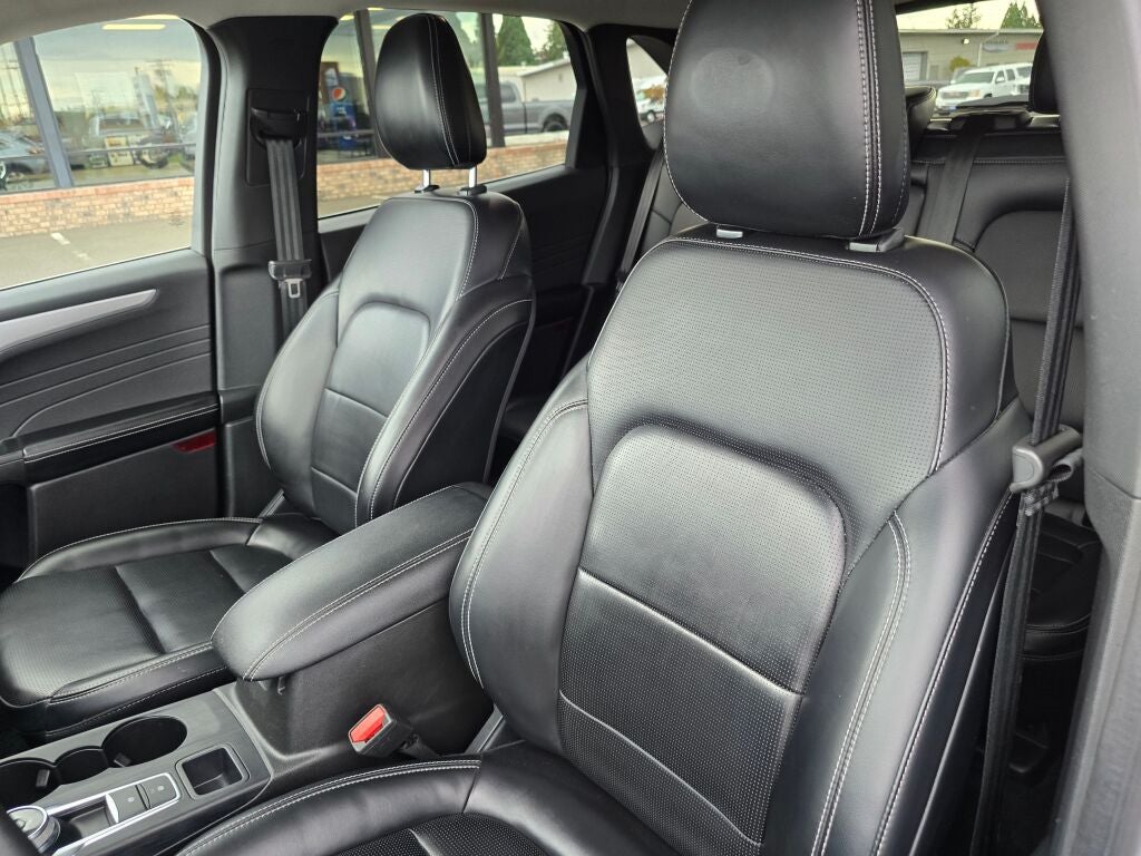 2024 Ford Escape Platinum