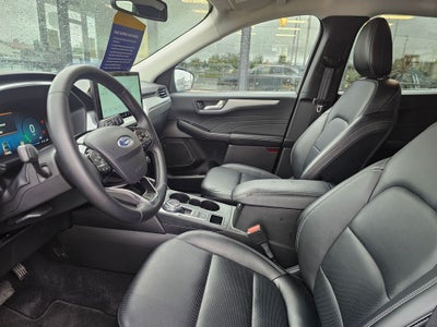 2025 Ford Escape Platinum