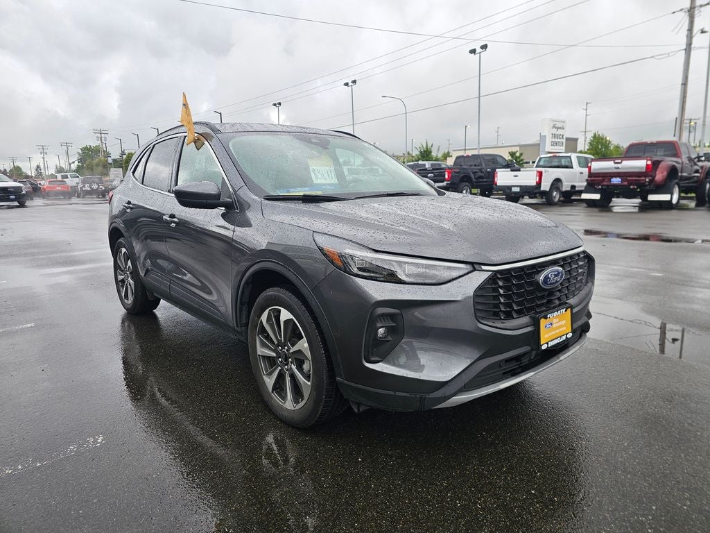 2025 Ford Escape Platinum