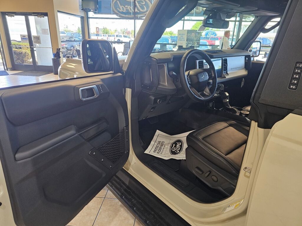 2026 Ford Bronco Outer Banks®