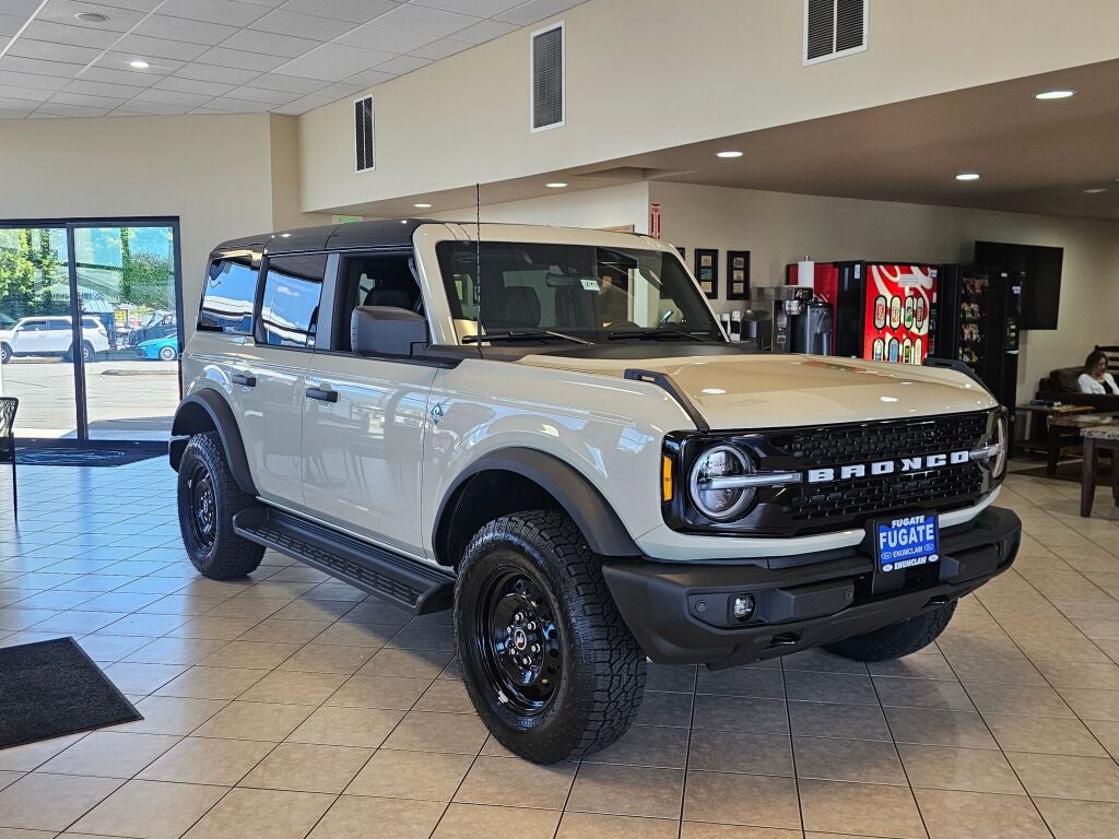 2026 Ford Bronco Outer Banks®