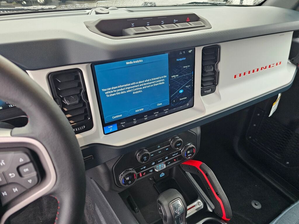 2025 Ford Bronco Heritage Edition