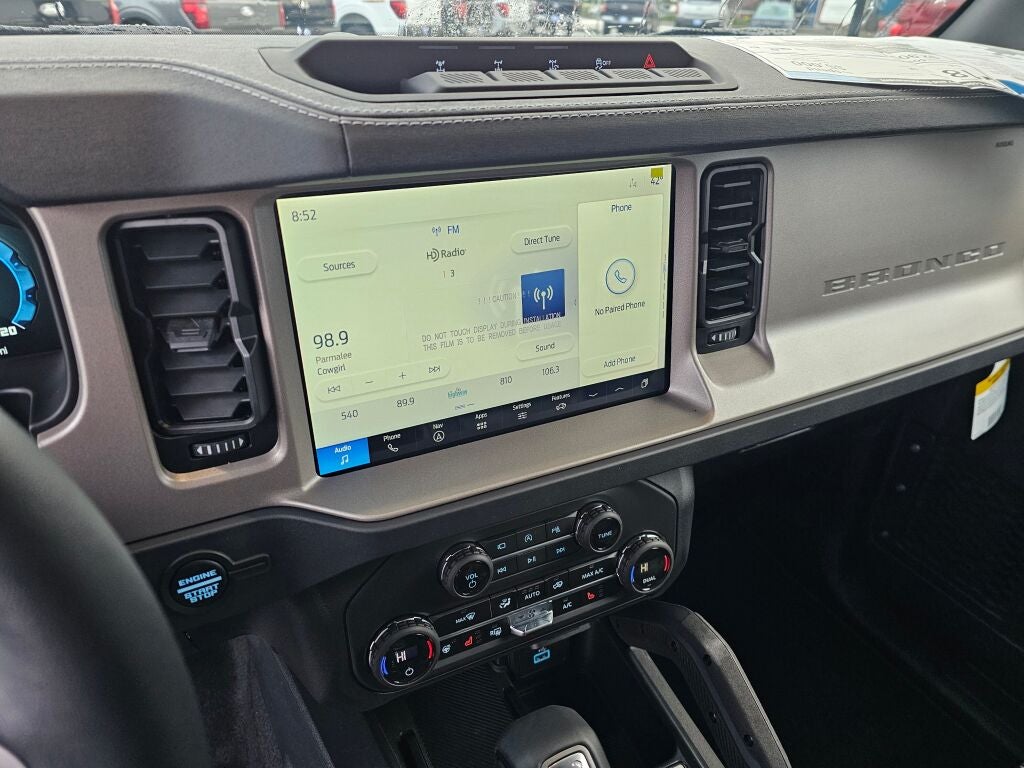 2025 Ford Bronco Outer Banks