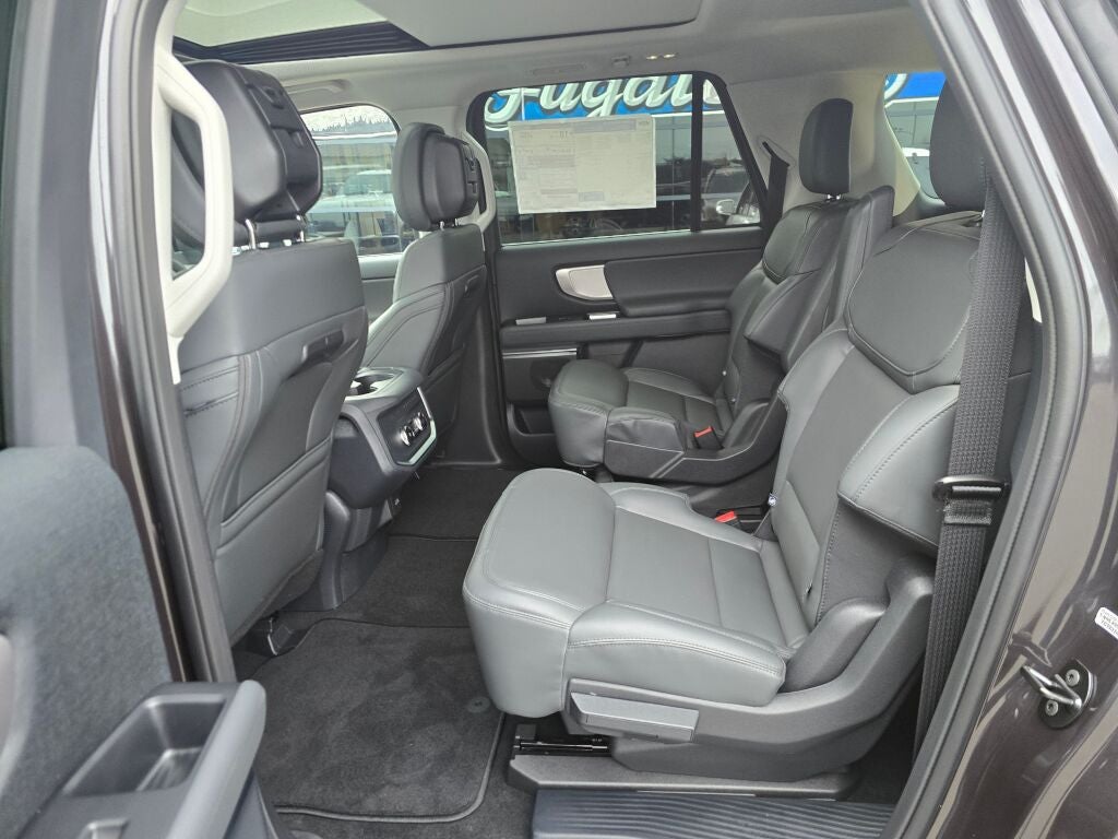 2027 Ford Expedition MAX Active
