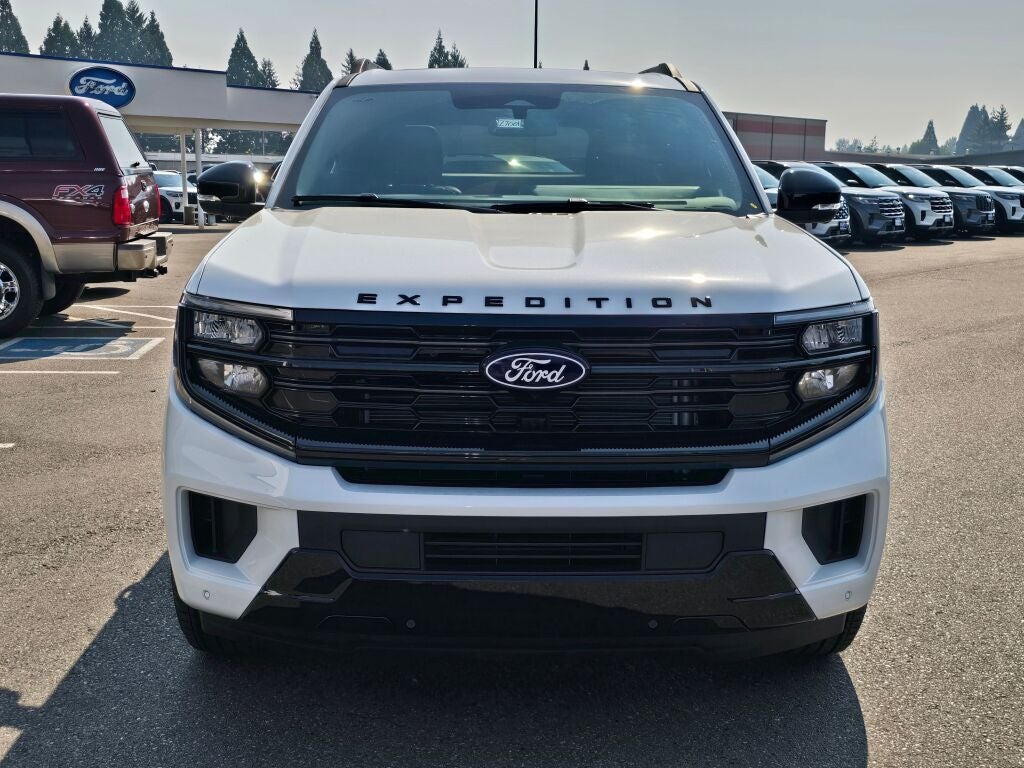 2027 Ford Expedition MAX Platinum