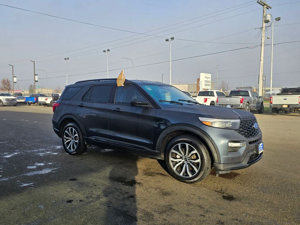 2022 Ford Explorer ST-Line