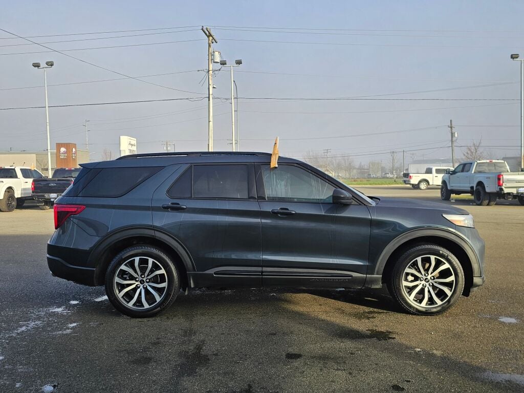2022 Ford Explorer ST-Line