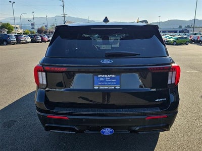 2025 Ford Explorer ST-Line