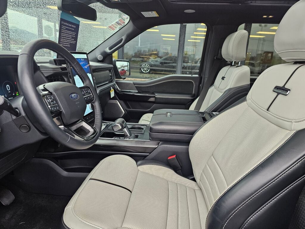 2024 Ford F-150 Lightning Platinum