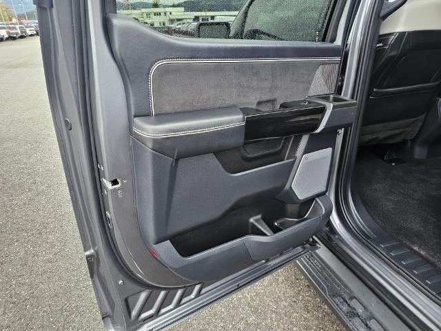 2024 Ford F-150 Lightning Platinum