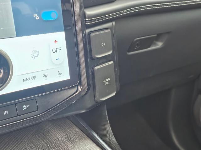 2024 Ford F-150 Lightning Platinum