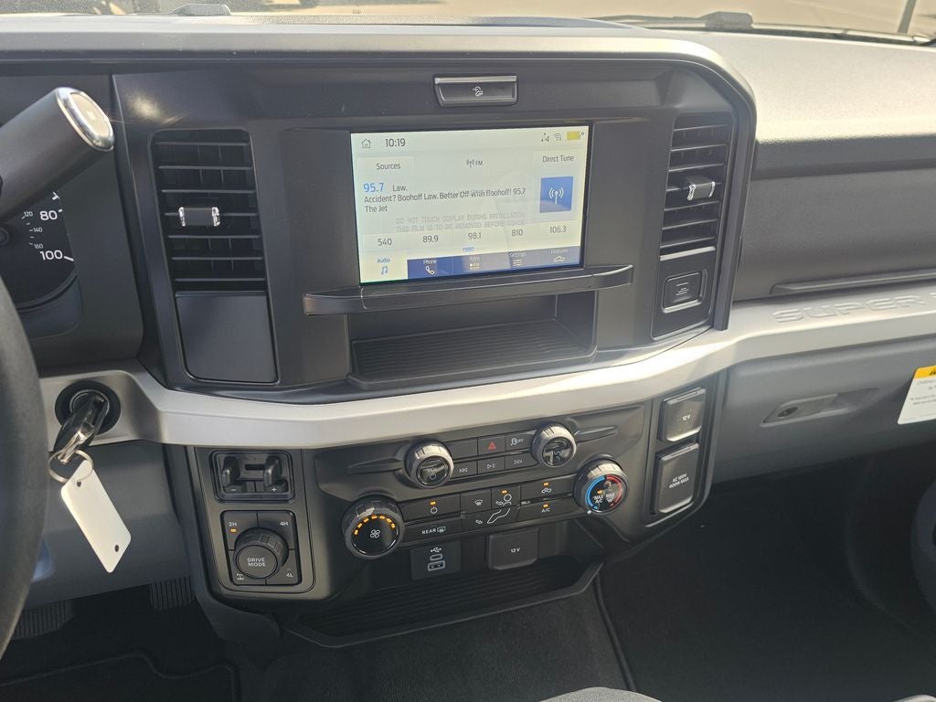 2026 Ford F-250SD XLT