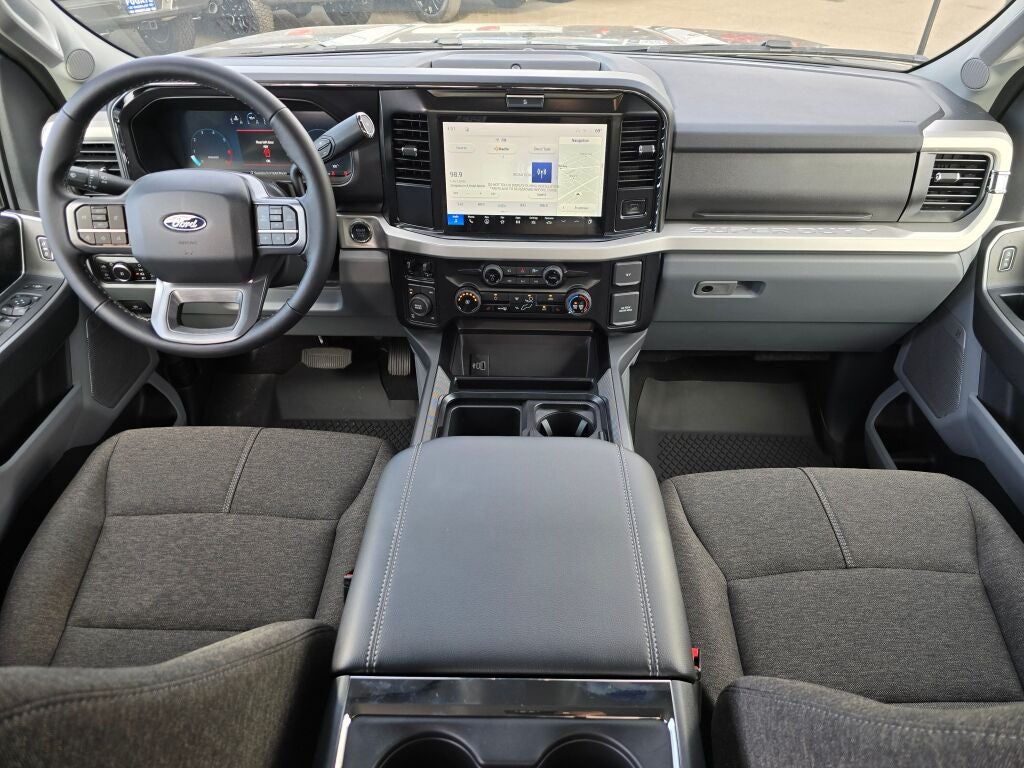 2027 Ford Super Duty F-250® XLT