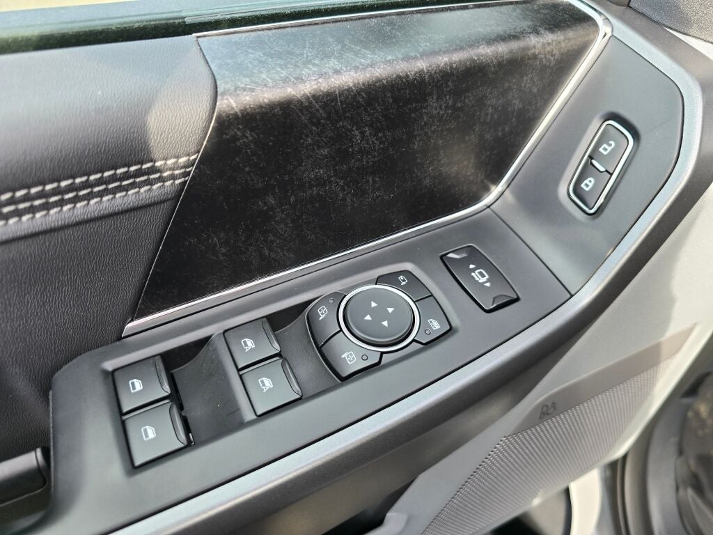 2027 Ford Super Duty F-250® XLT
