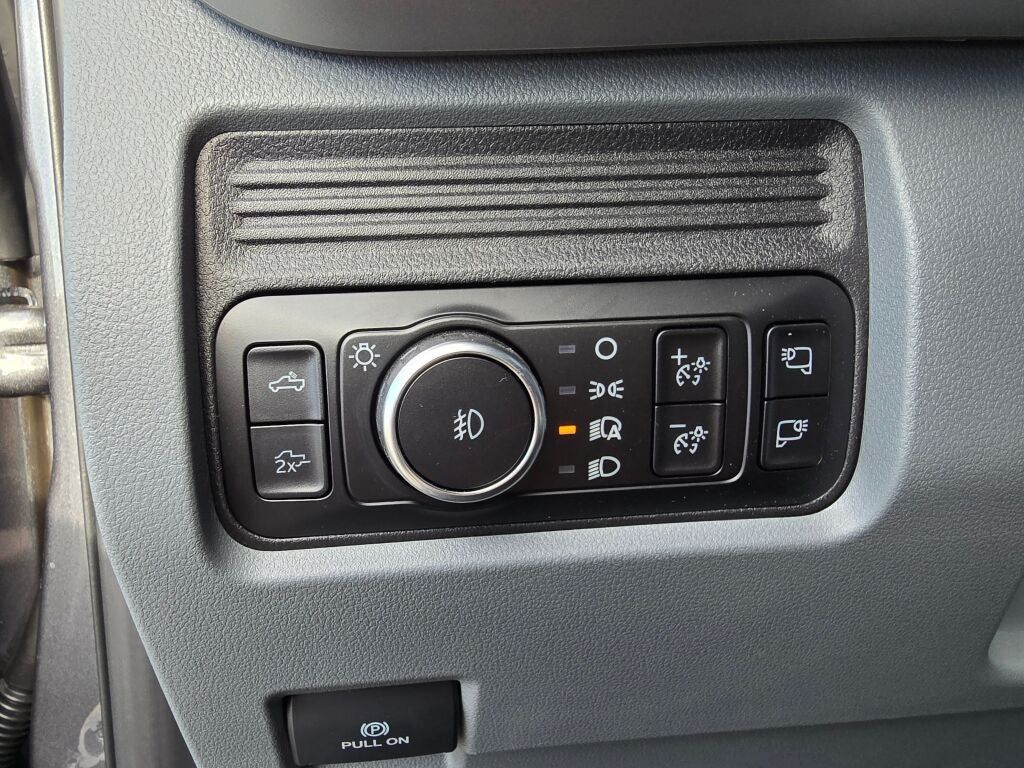 2027 Ford Super Duty F-250® XLT