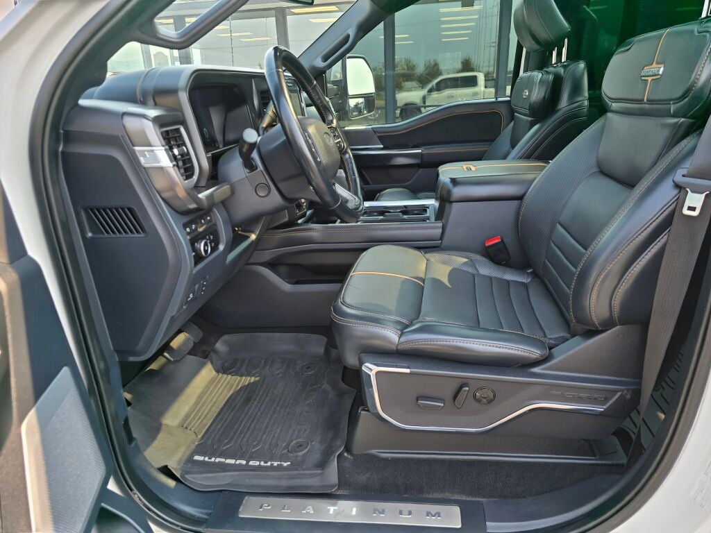 2024 Ford F-350SD Platinum