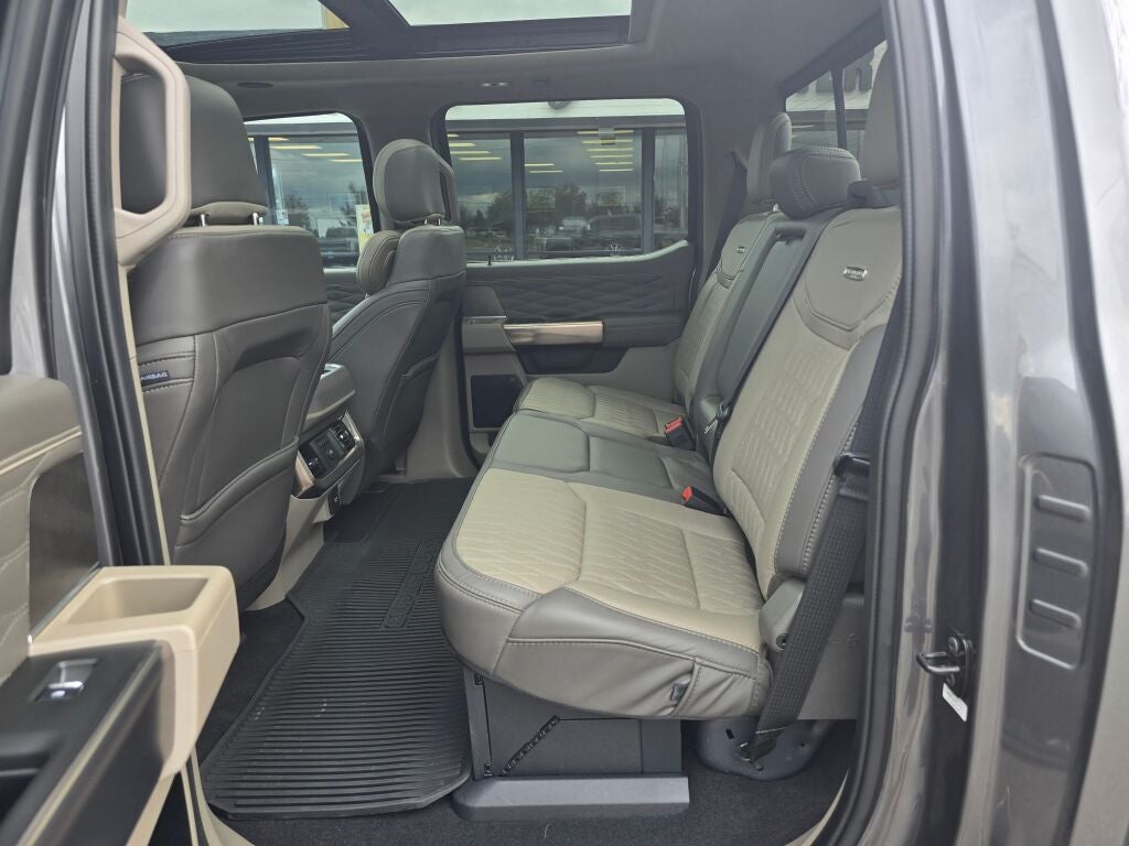 2025 Ford F-350SD Platinum