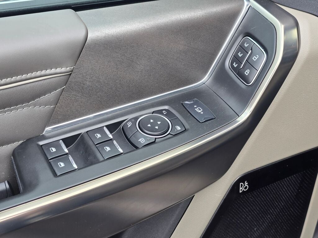 2025 Ford F-350SD Platinum