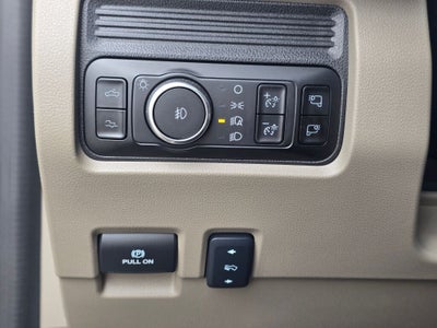 2025 Ford F-350SD Platinum