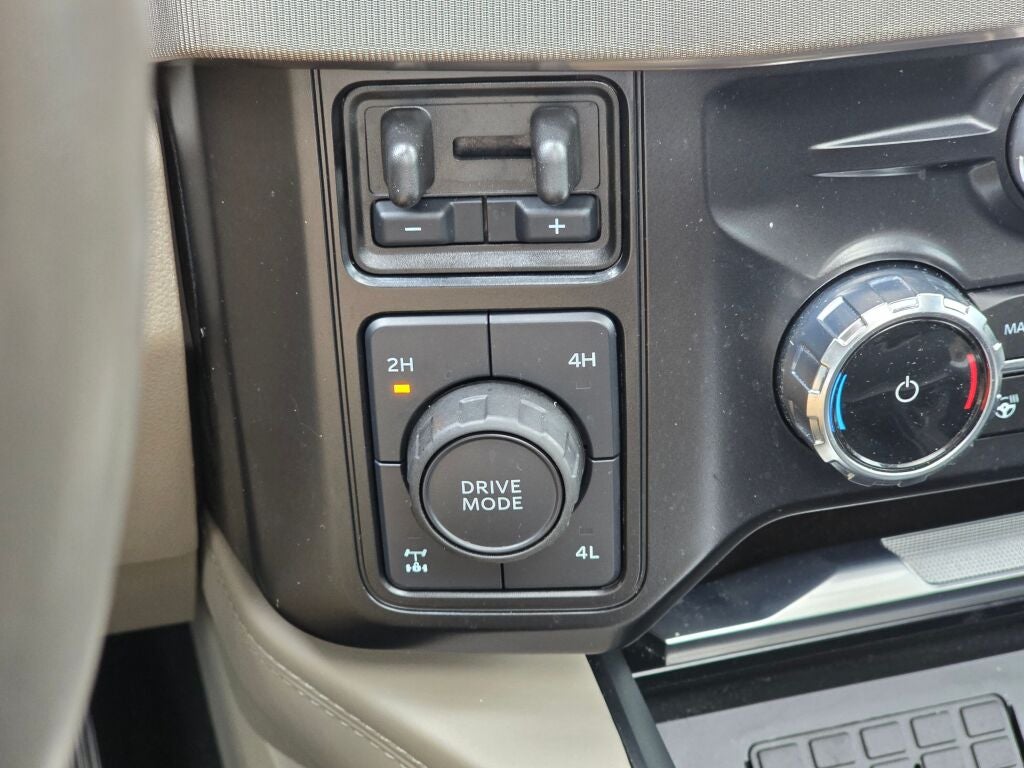 2025 Ford F-350SD Platinum