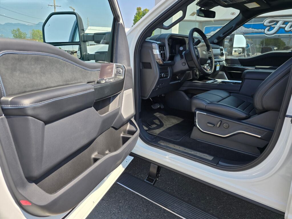 2026 Ford Super Duty F-350® Platinum®