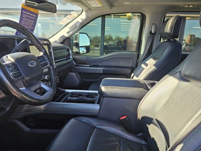2023 Ford F-350SD Lariat