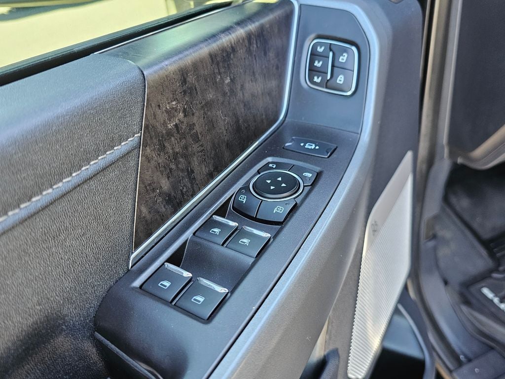 2023 Ford F-350SD Lariat