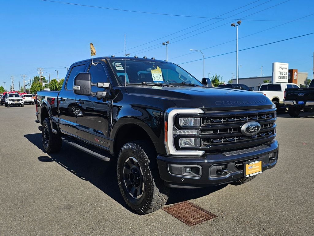 2023 Ford F-350SD Lariat