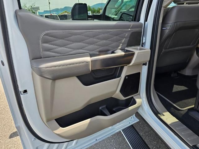 2026 Ford Super Duty F-350® Platinum®