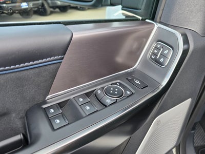 2027 Ford Super Duty F-350® Platinum®