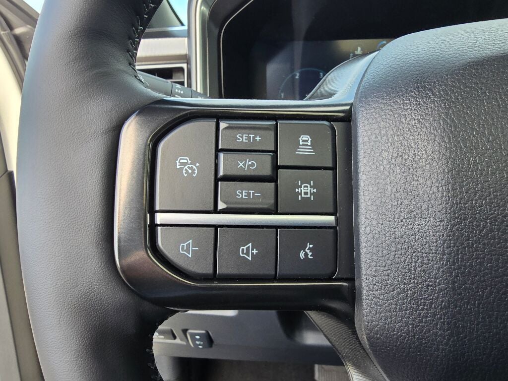 2027 Ford Super Duty F-350® Platinum®