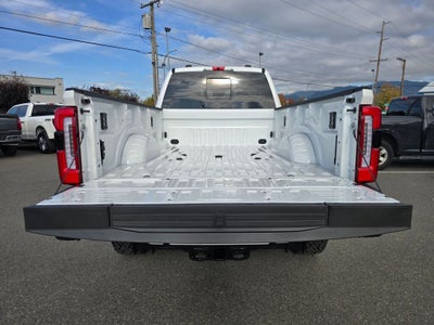 2027 Ford Super Duty F-350® Platinum®