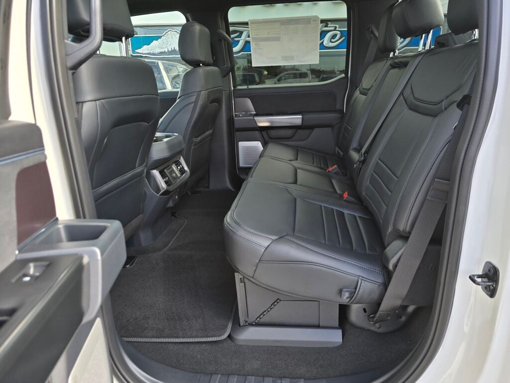2027 Ford Super Duty F-350® Platinum®