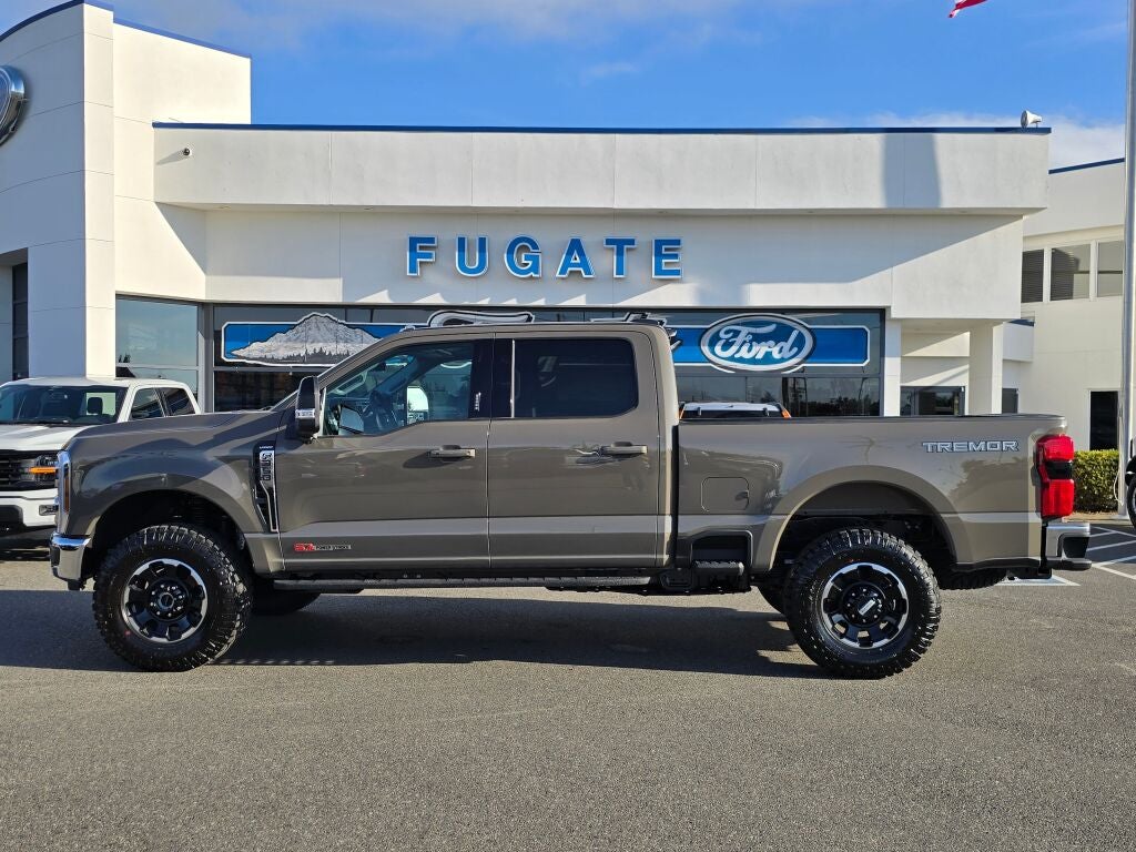 2027 Ford Super Duty F-350® Lariat®