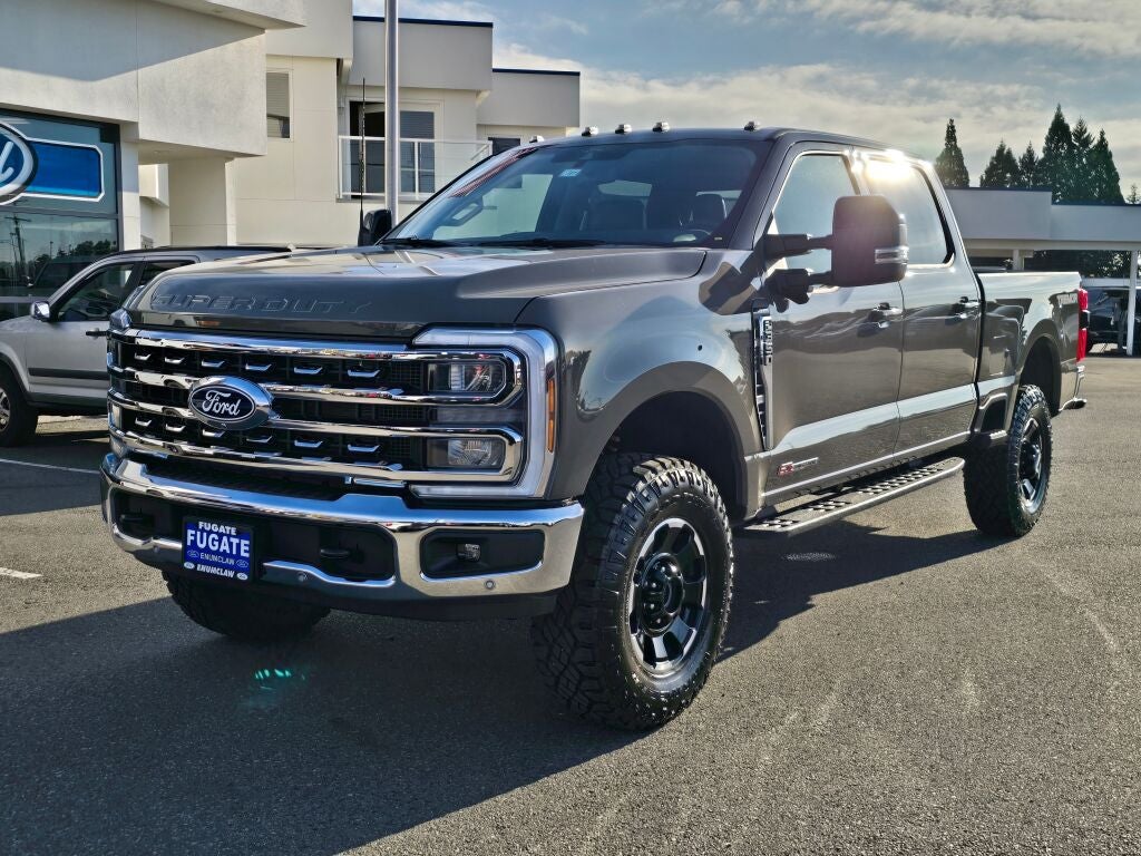 2027 Ford Super Duty F-350® Lariat®