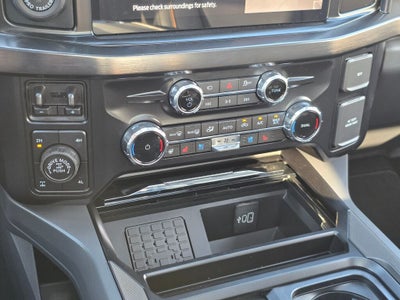 2027 Ford Super Duty F-350® Lariat®