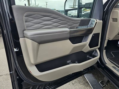 2026 Ford Super Duty F-350® Platinum®