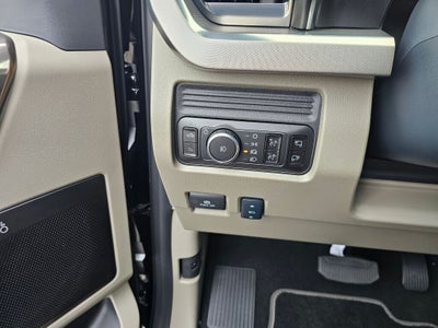 2026 Ford Super Duty F-350® Platinum®