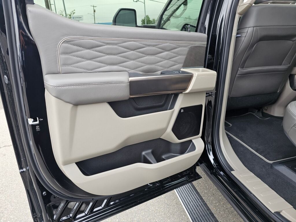 2026 Ford Super Duty F-350® Platinum®